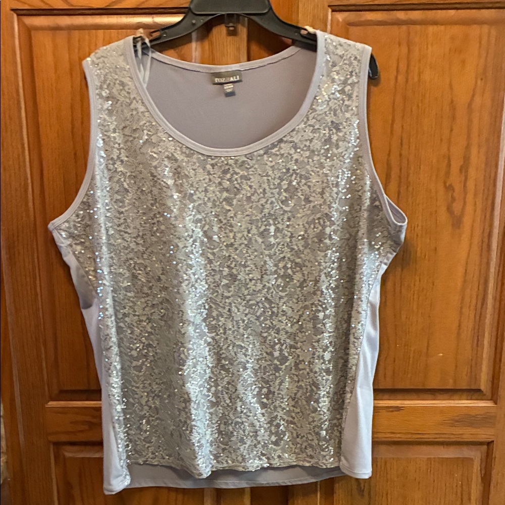 Roz & Ali women’s Silver Sequin Tank Top size 22/24  3xl